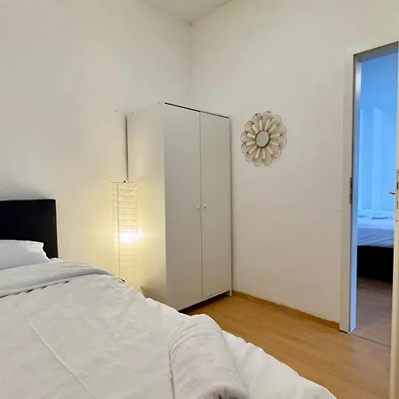 Apartment Im Herzen Von Innenstadt & Hbf Fusslaeufig, Mit Privatparkplatz *