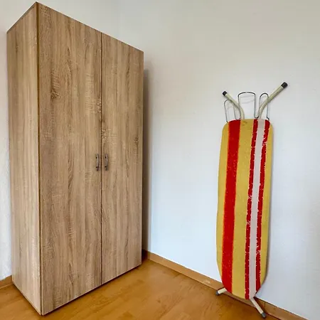 Apartment Im Herzen Von Innenstadt & Hbf Fusslaeufig, Mit Privatparkplatz *