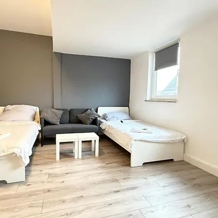 Apartment Im Herzen Von Innenstadt & Hbf Fusslaeufig, Mit Privatparkplatz *