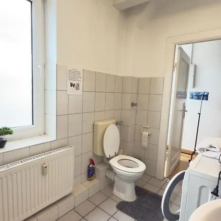 Im Herzen Von Innenstadt & Hbf Fusslaeufig, Mit Privatparkplatz Lägenhet